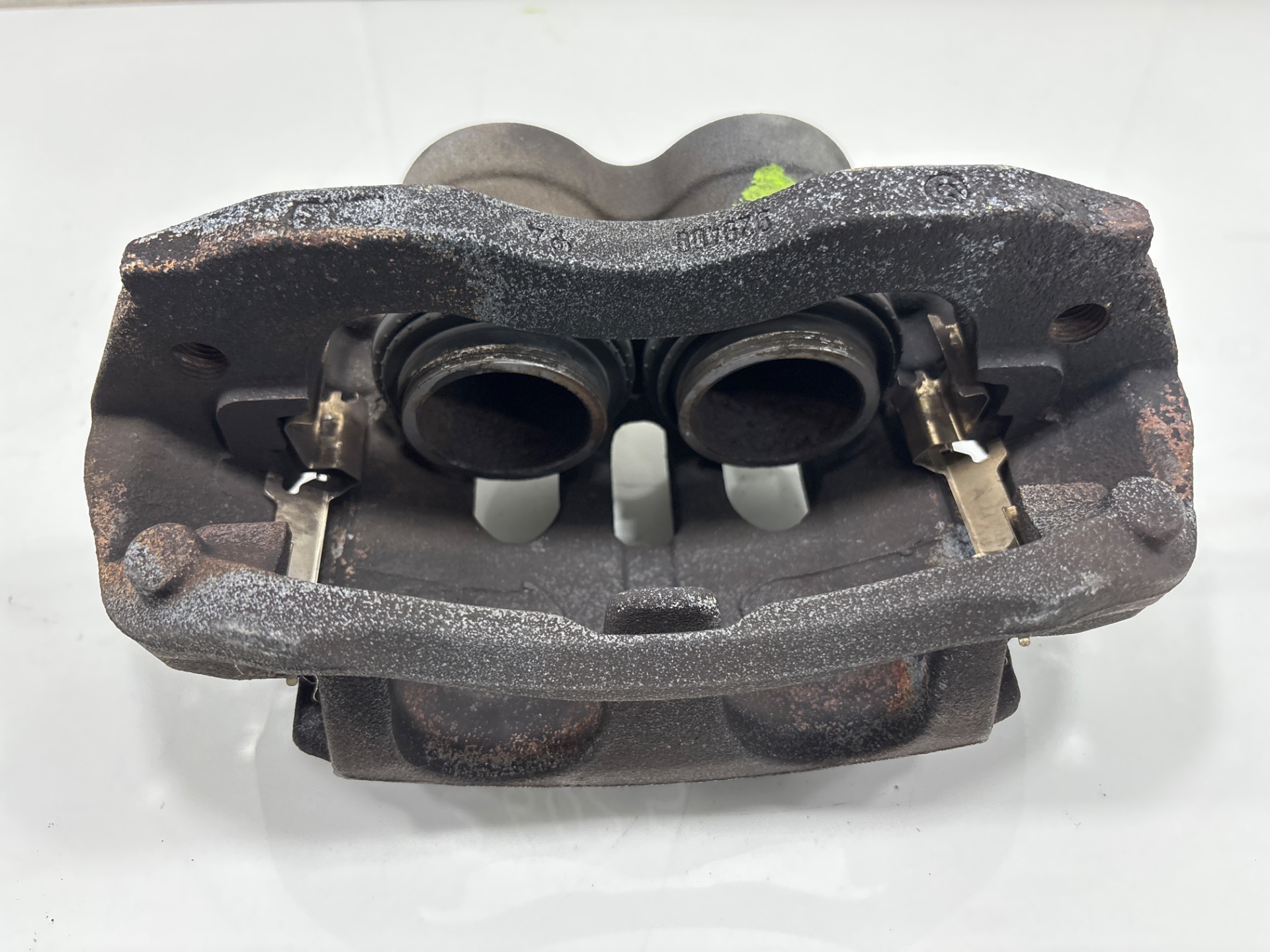 PINZA DE FRENO DELANTERA IZQUIERDA MERCEDES-BENZ SPRINTERII COMBI (DESDE 01.06) 211/215 CDI (906.711/713)