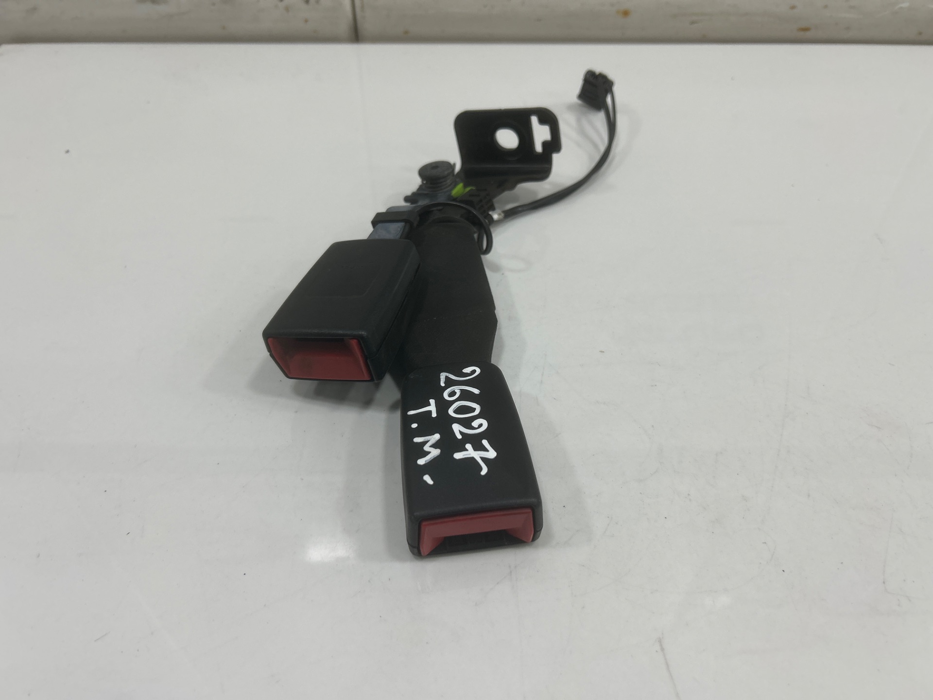 ANCLAJE CINTURON TRASERO CENTRAL PEUGEOT 3008 ACTIVE PACK