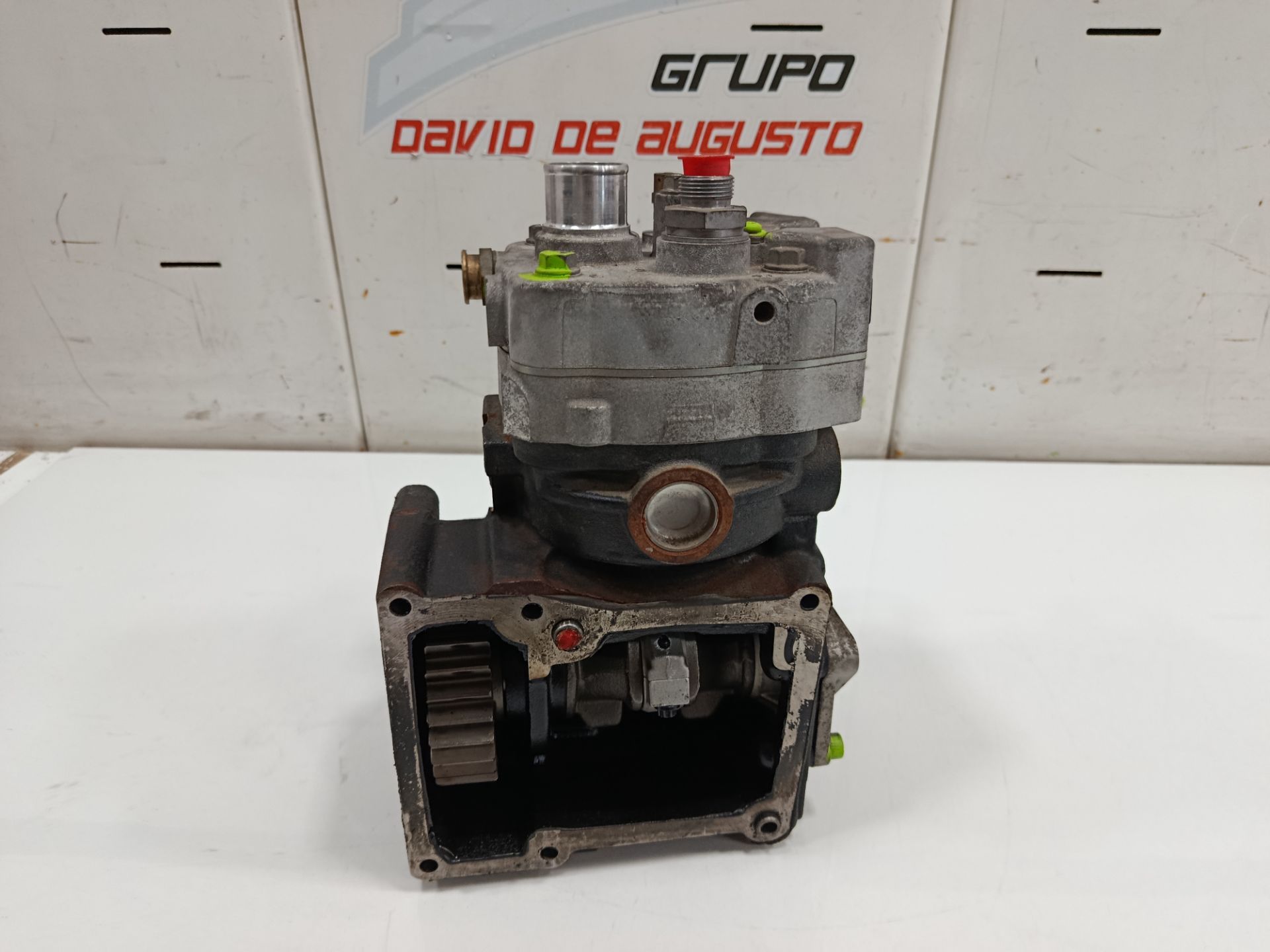 COMPRESOR MAN TGX 33.XXX FG /   6x4   BL XL