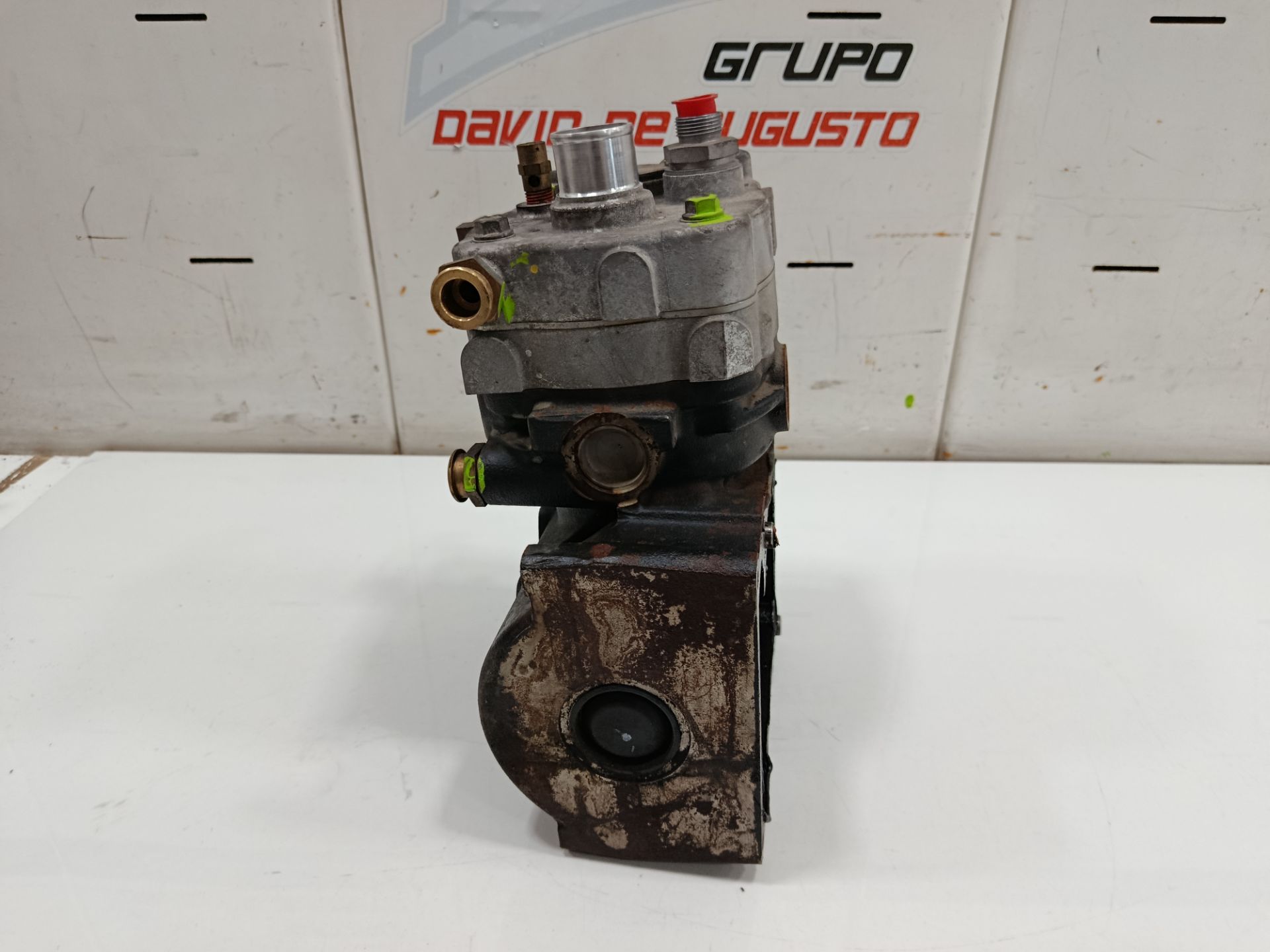 COMPRESOR MAN TGX 33.XXX FG /   6x4   BL XL
