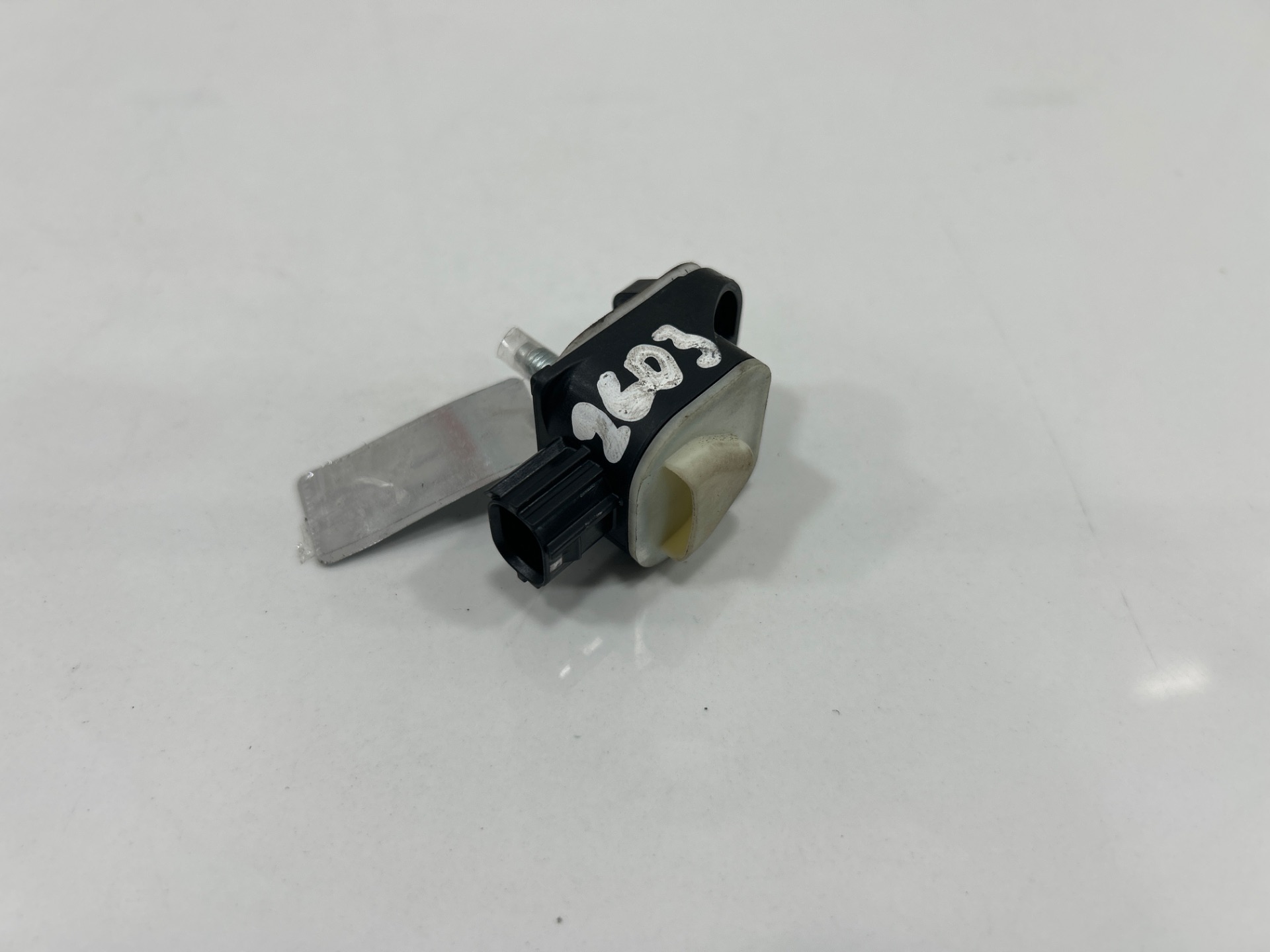 SENSOR DE IMPACTO TOYOTA COROLLA (E21) HYBRID STYLE