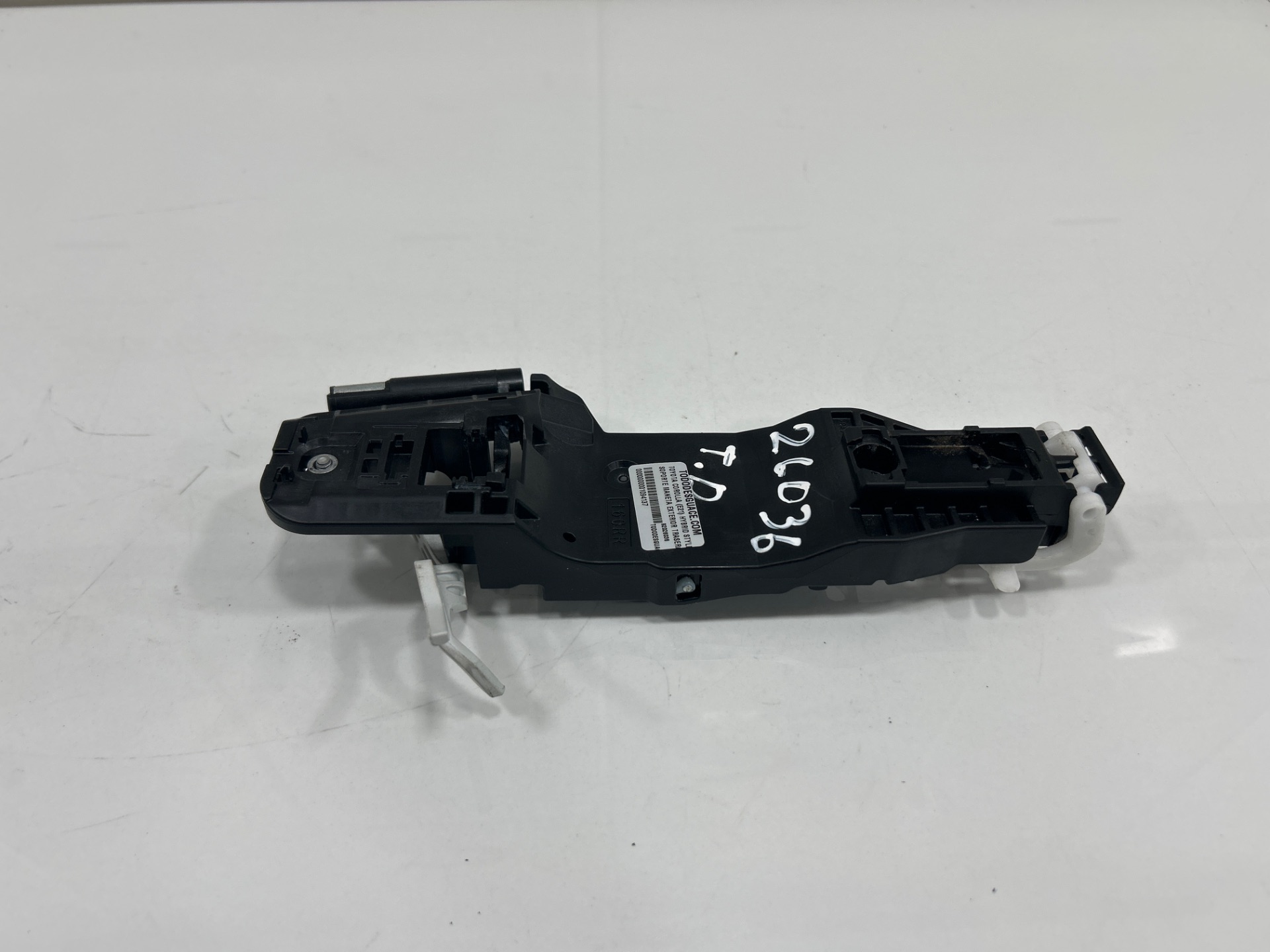 SOPORTE MANETA EXTERIOR TRASERA DERECHA TOYOTA COROLLA (E21) HYBRID STYLE