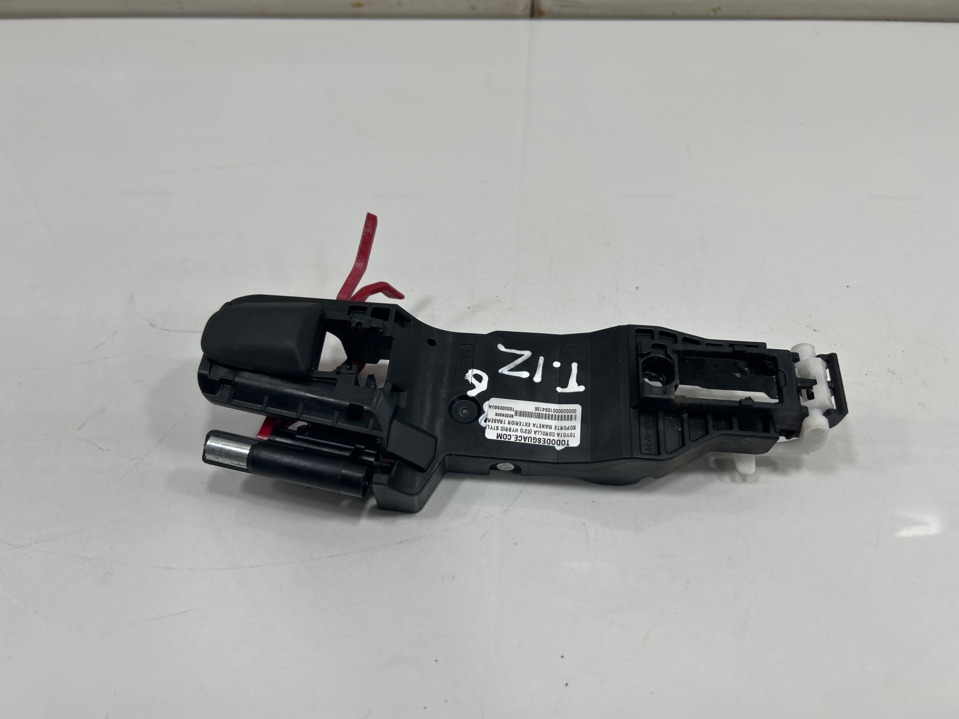 SOPORTE MANETA EXTERIOR TRASERA IZQUIERDA TOYOTA COROLLA (E21) HYBRID STYLE