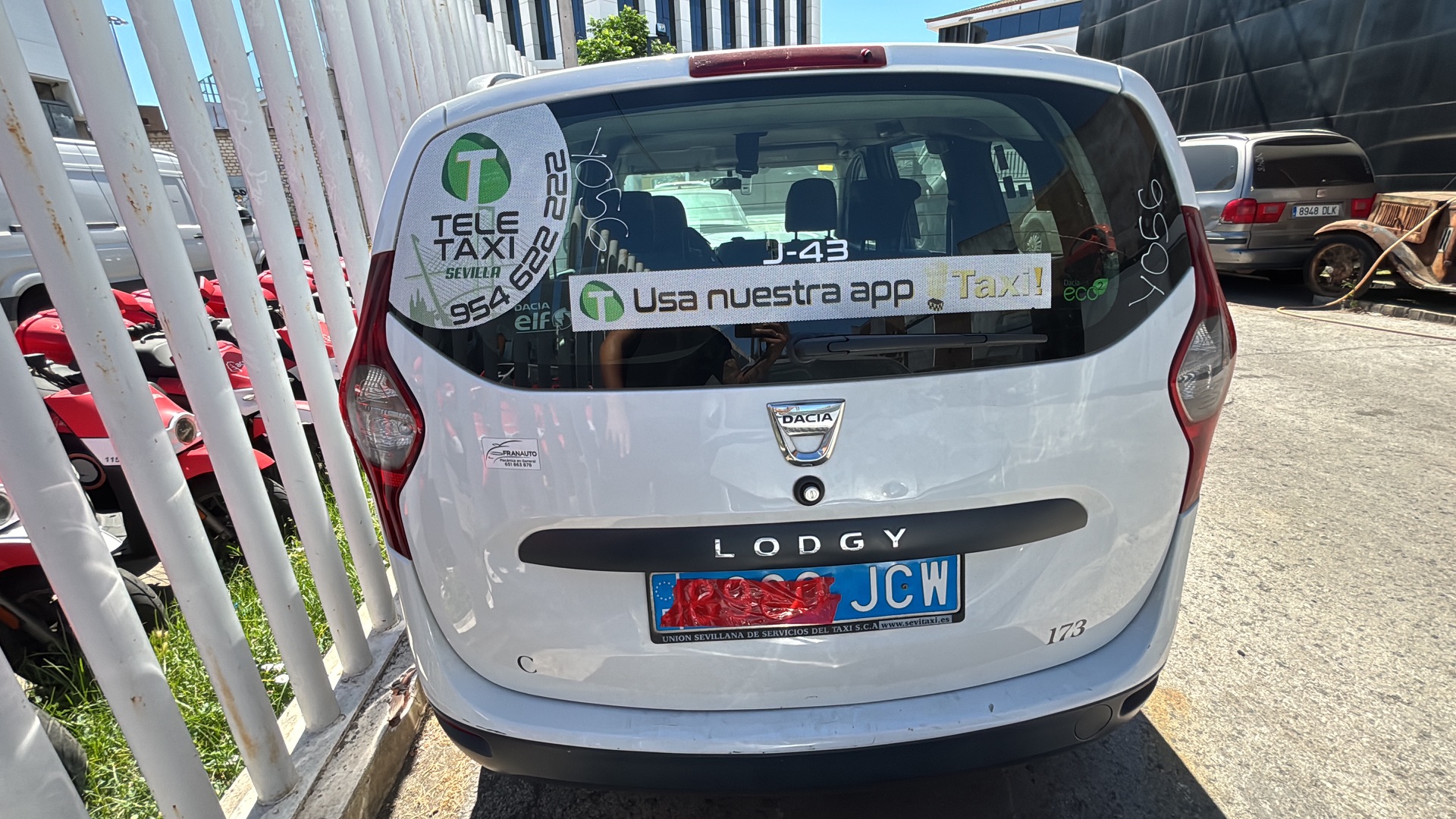 DACIA LODGY Ambiance Motor 1,5 Ltr. - 66 kW dCi Diesel FAP CAT