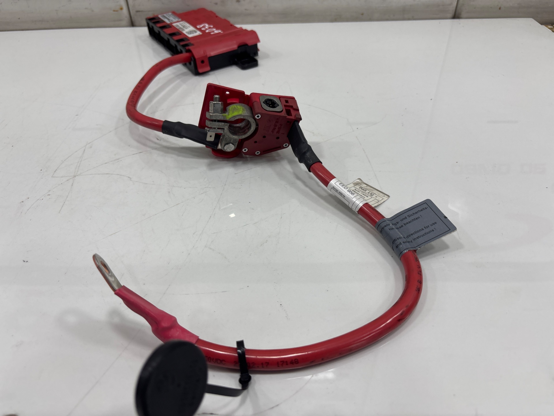 BORNA POSITIVA BMW SERIE 3 LIM. (F30) 330e