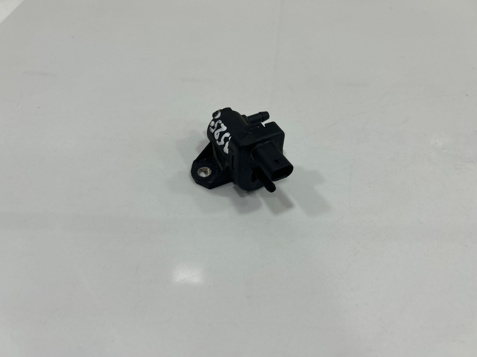 VALVULA DE VACIO FORD TRANSIT CONNECT Combi 220 L1 Ambiente