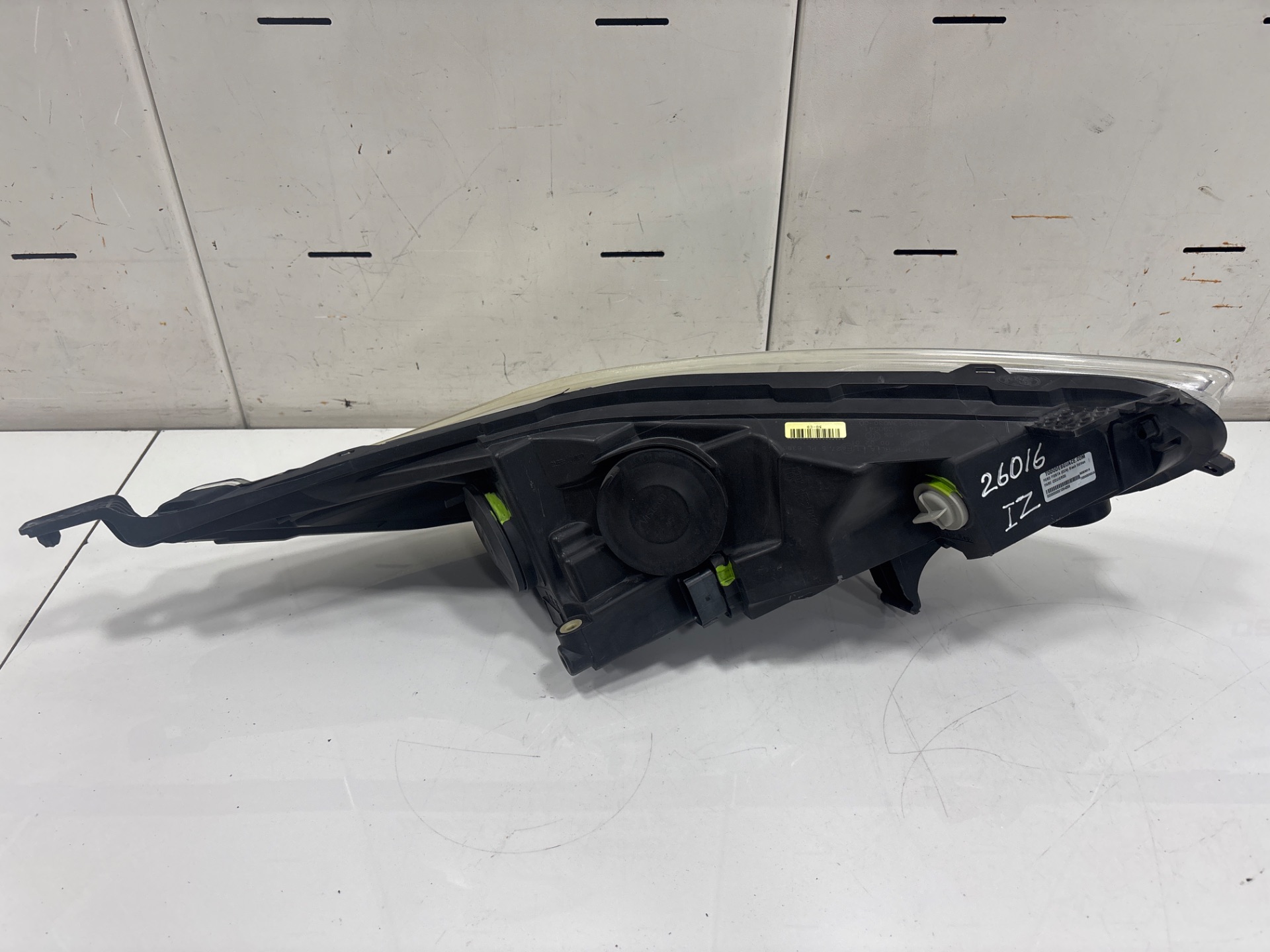 FARO IZQUIERDO FORD FIESTA (CCN) Black Edition