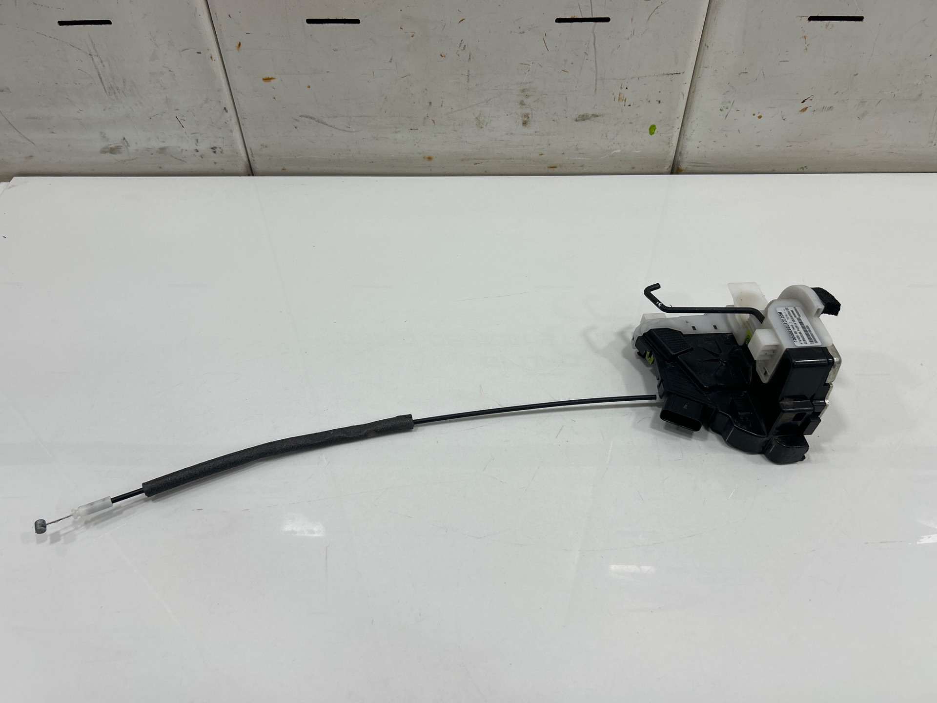 CERRADURA PUERTA DELANTERA IZQUIERDA HYUNDAI I20 Trend   |   11.14 - ...