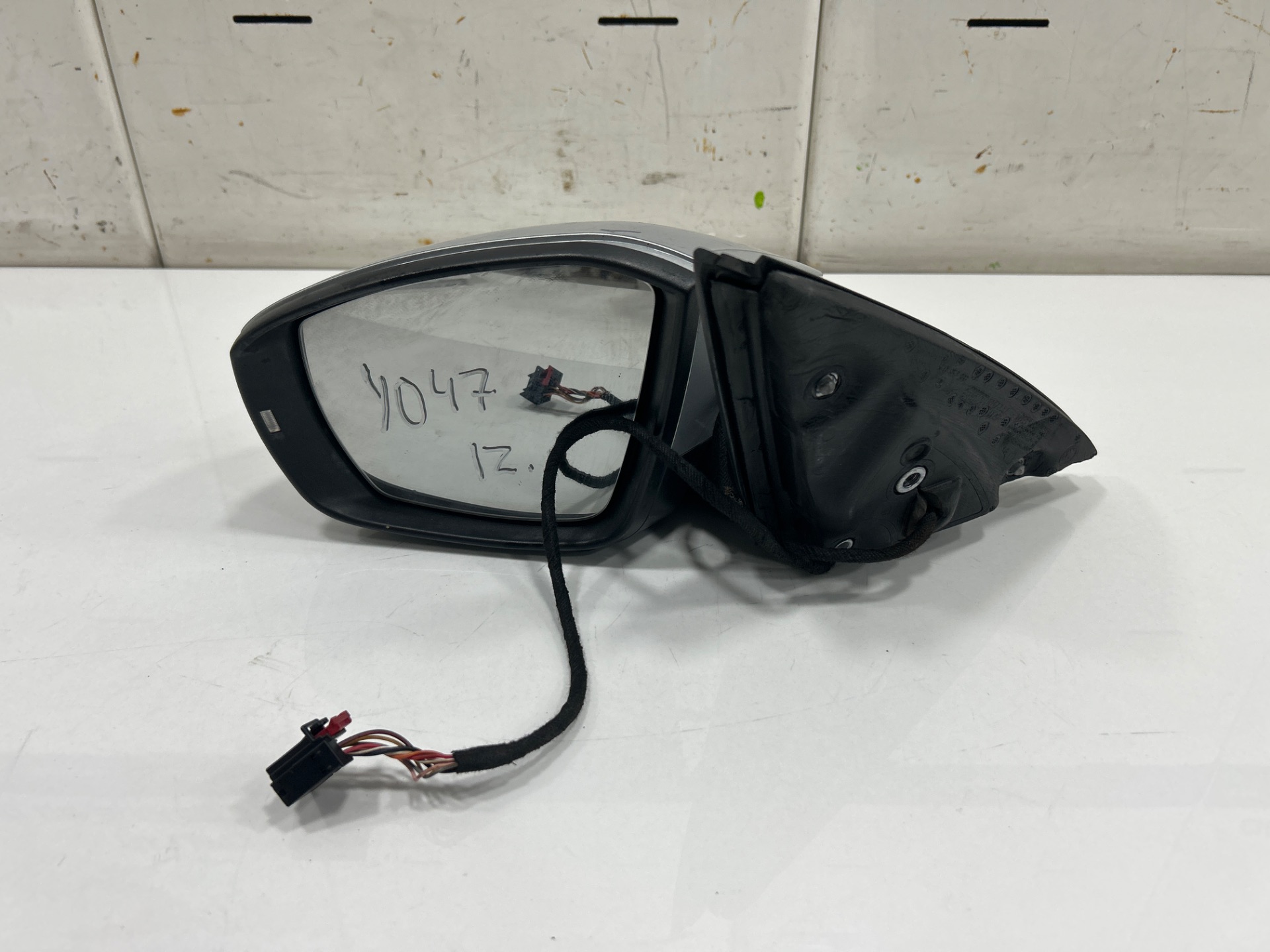 RETROVISOR IZQUIERDO SKODA OCTAVIA COMBI (5E5) *
