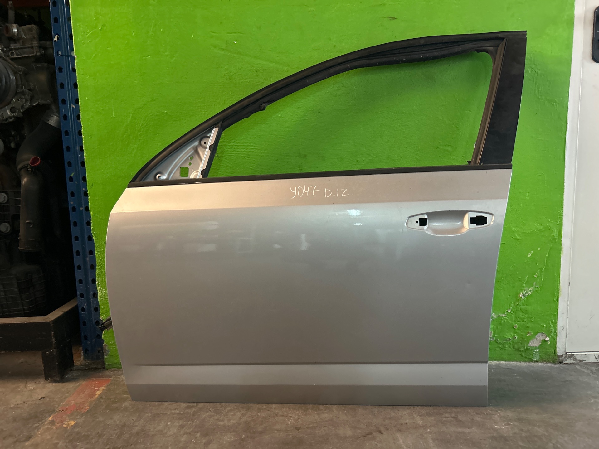 PUERTA DELANTERA IZQUIERDA SKODA OCTAVIA COMBI (5E5) *