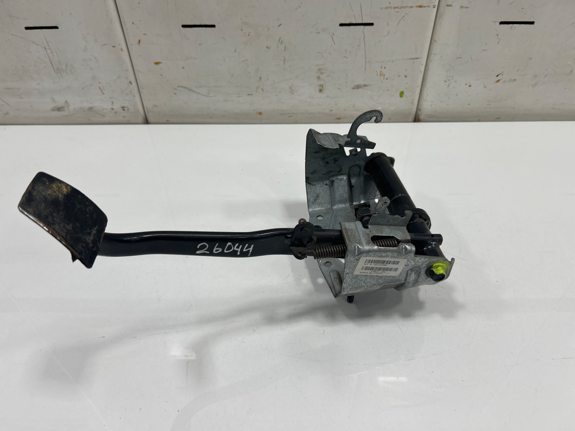 PEDAL FRENO SCANIA SERIE P/G/R (C-CLASE) FSa G320 (4x2) Corto CG 14