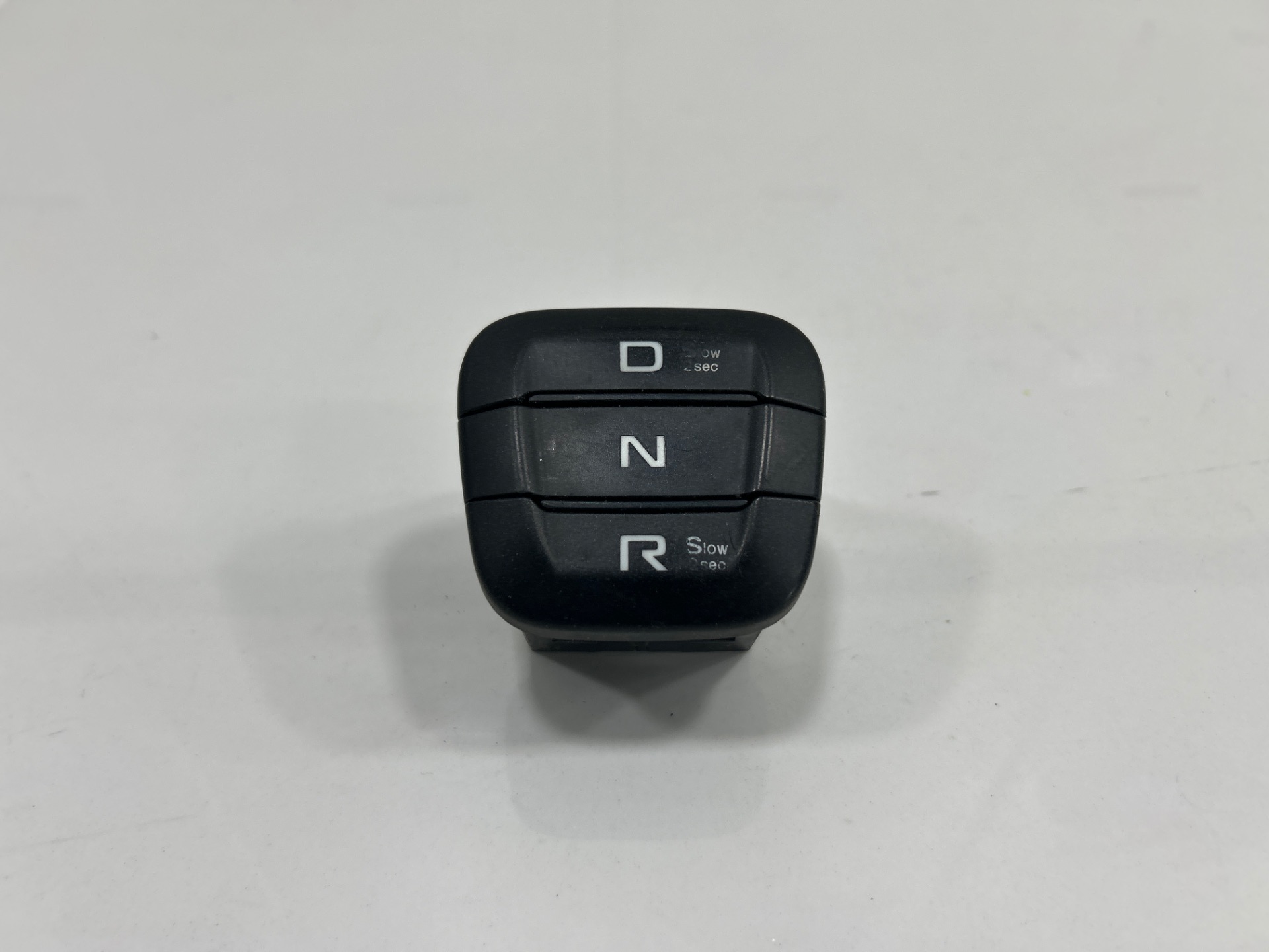 SELECTOR DE CAMBIO AUTOMÁTICO IVECO EUROCARGO Volquete 120 E 4x2 Cabina doble