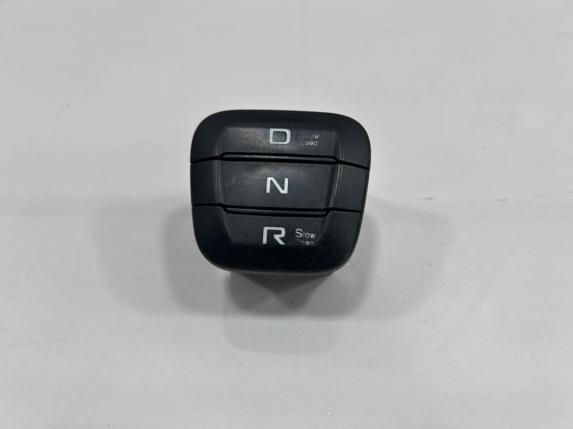 SELECTOR DE CAMBIO AUTOMÁTICO IVECO EUROCARGO Volquete 120 E 4x2 Cabina doble