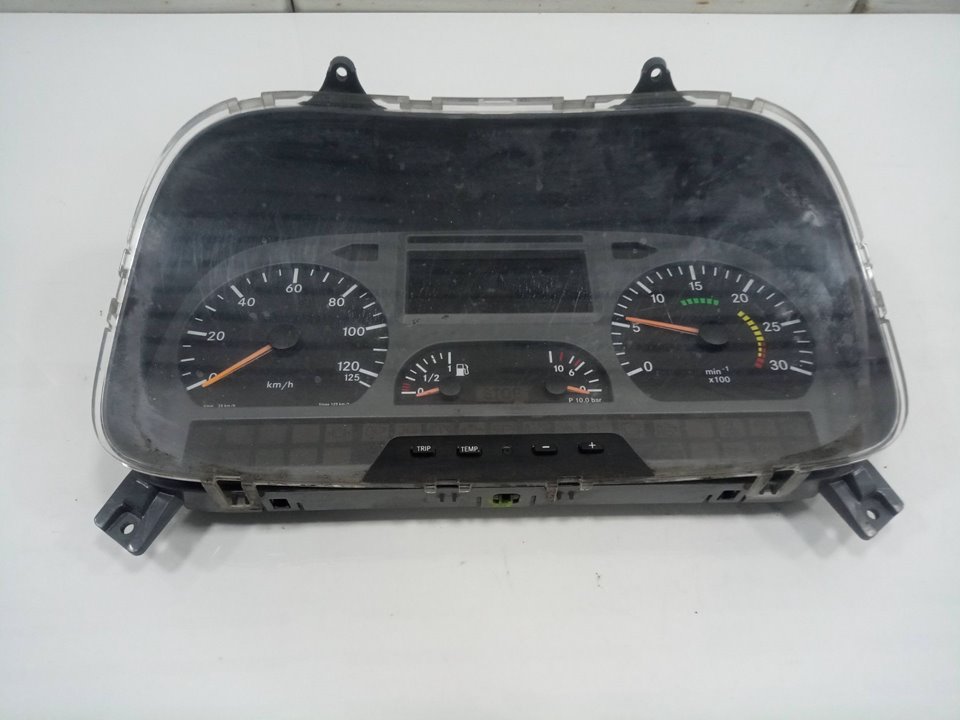 CUADRO INSTRUMENTOS MERCEDES-BENZ ATEGO 4 CYL. 4X2 2005 -> *