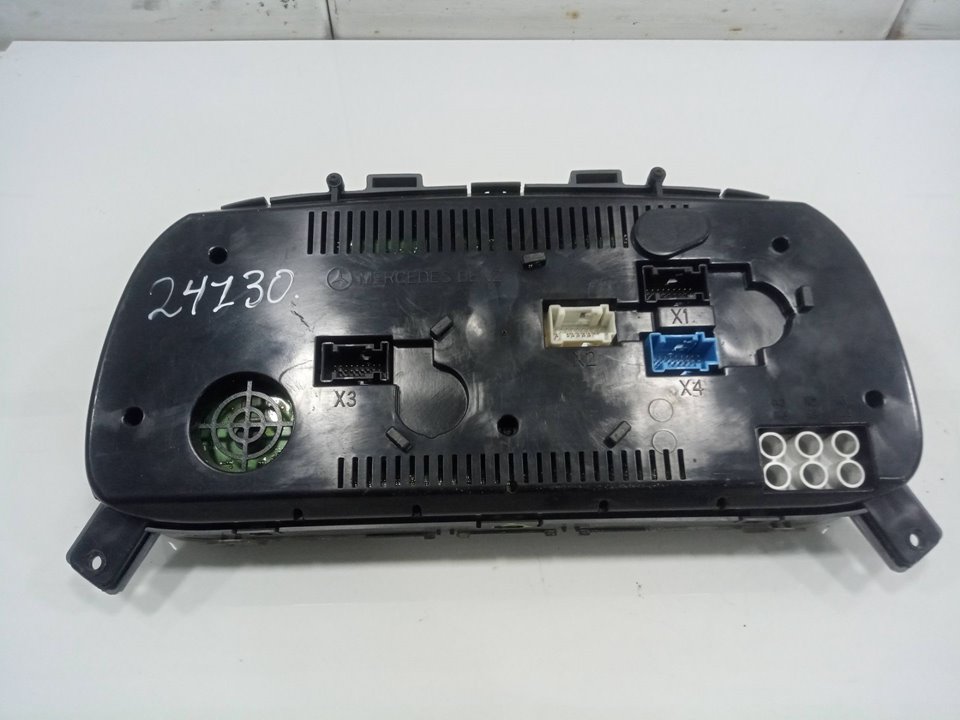 CUADRO INSTRUMENTOS MERCEDES-BENZ ATEGO 4 CYL. 4X2 2005 -> *
