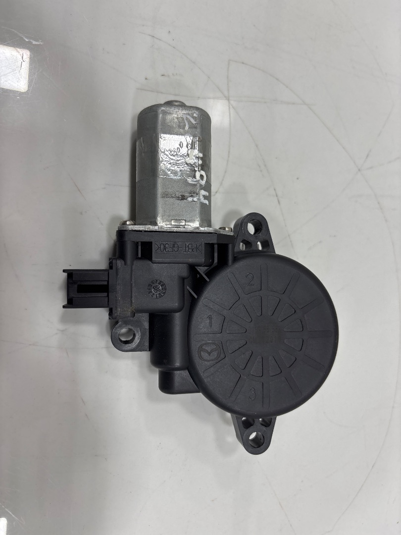 MOTOR ELEVALUNAS DELANTERO DERECHO MAZDA 2 LIM. (DE) 1.3 Active + (5-ptas.) (63kW)   |   06.07 - 12.11