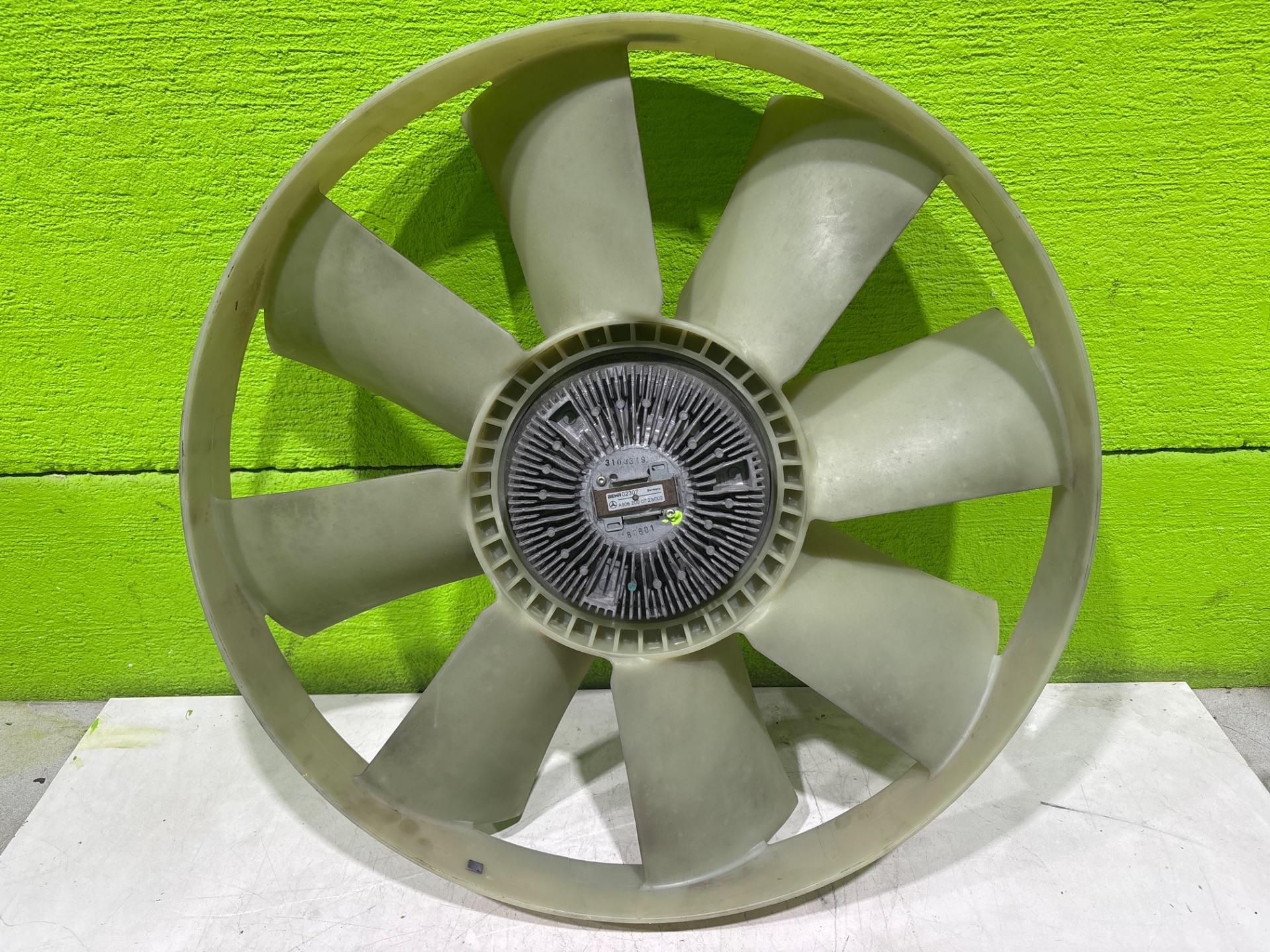 ASPA VENTILADOR VISCOSO MERCEDES-BENZ ATEGO 2-EJES 18 T /BM 950/2/4 *