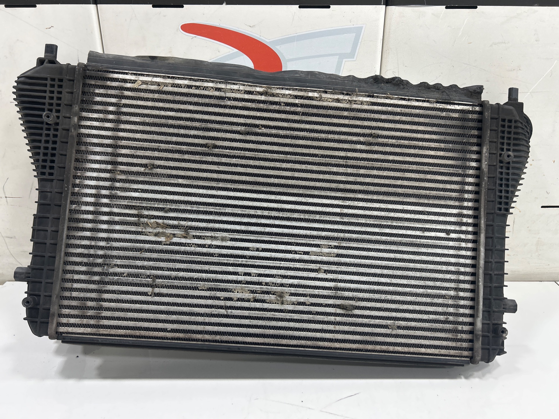 RADIADOR AGUA VOLKSWAGEN TOURAN (1T2) Advance
