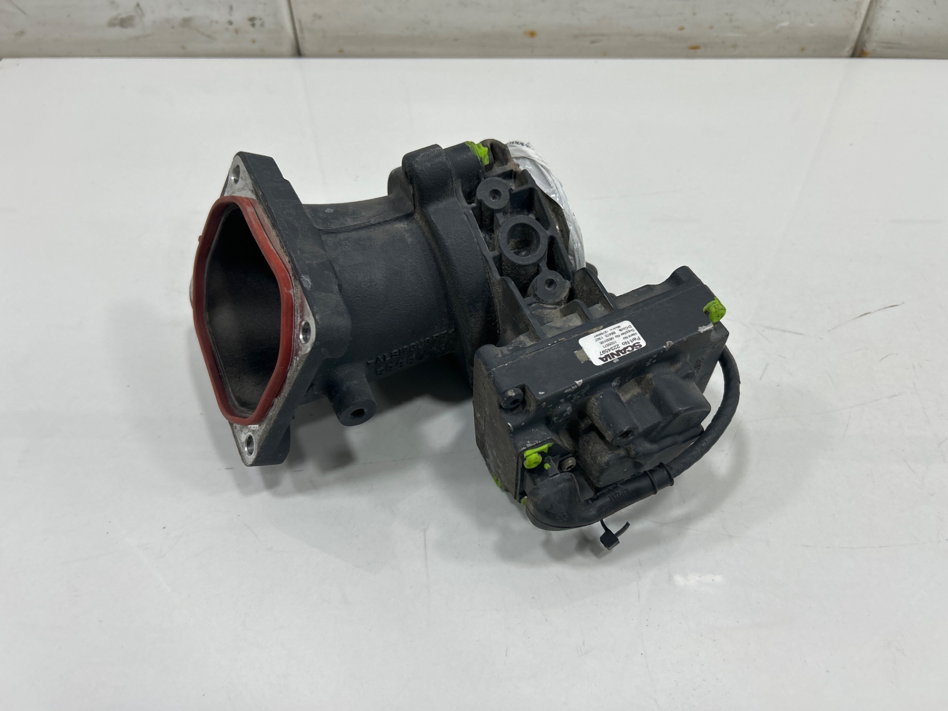 CAJA MARIPOSA SCANIA SERIE P/G/R (L-CLASE) FSa G450 (4x2) Corto CG 14