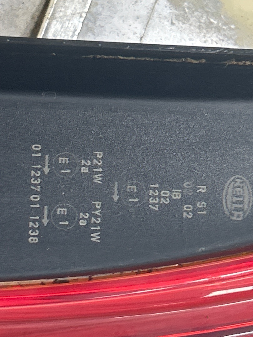 PILOTO TRASERO DERECHO BMW SERIE 7 (E65/E66) 730d