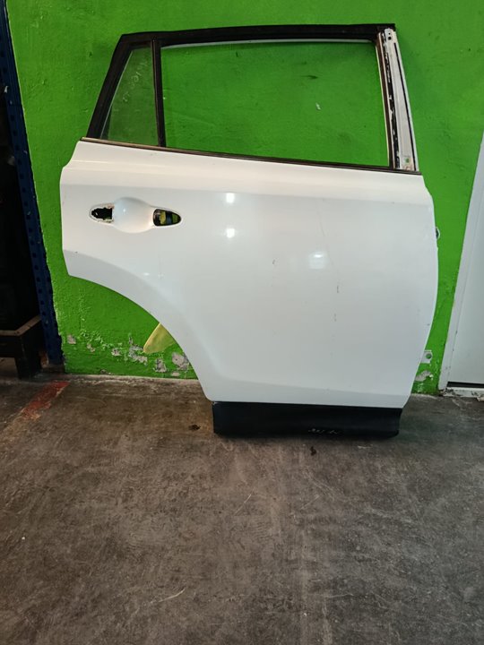 PUERTA TRASERA DERECHA TOYOTA RAV 4 Active   |   01.14 - 12.15