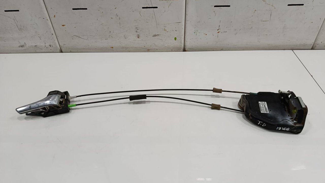 CERRADURA PUERTA TRASERA DERECHA TOYOTA RAV 4 Active   |   01.14 - 12.15