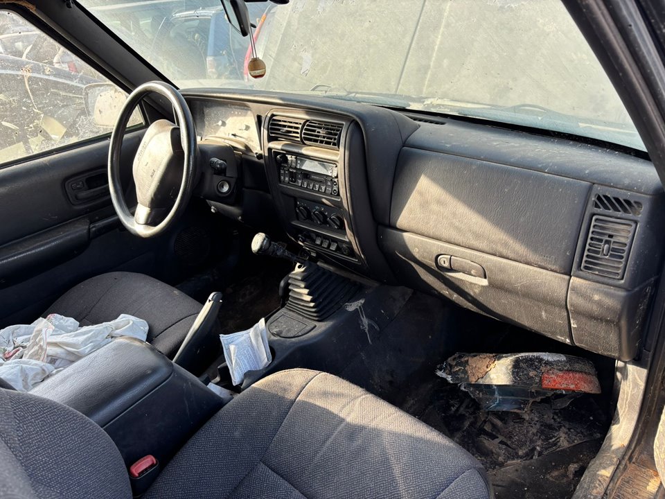 JEEP CHEROKEE (XJ) 2.5 TD Jamboree Motor 2,5 Ltr. - 85 kW Turbodiesel