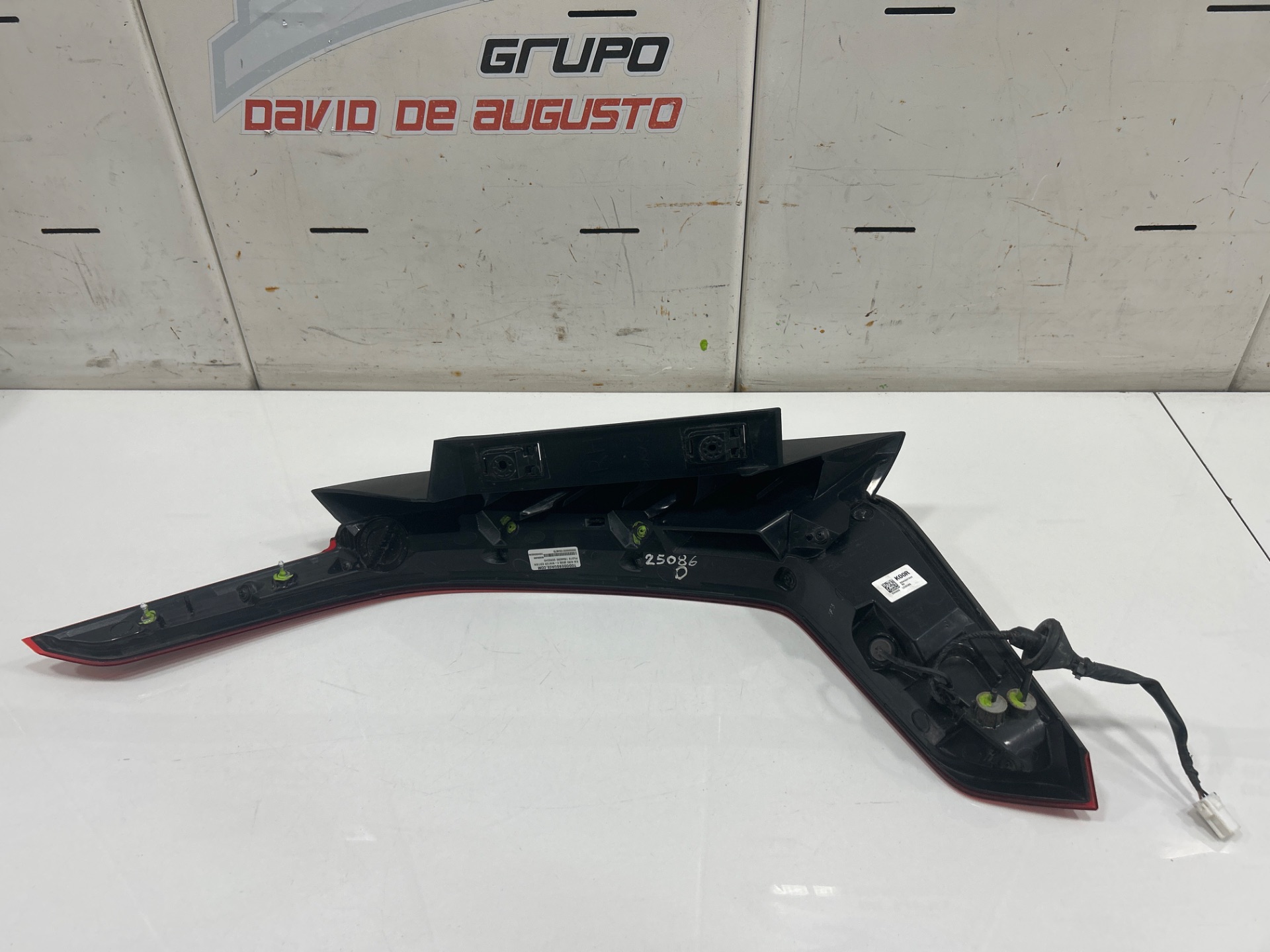 PILOTO TRASERO DERECHO KIA NIRO (SG2) E-WINTER EDITION