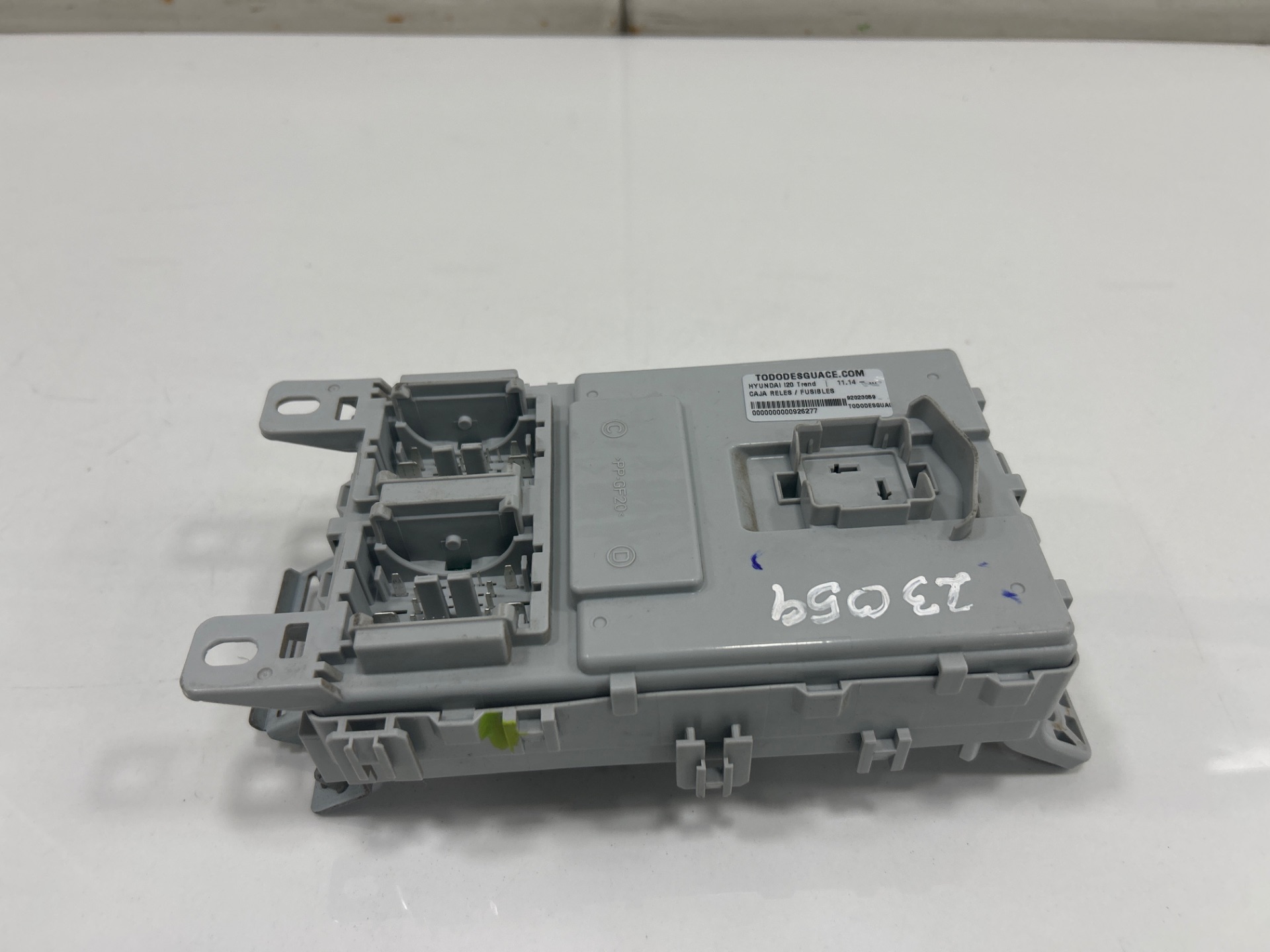 CAJA RELES / FUSIBLES HYUNDAI I20 Trend   |   11.14 - ...