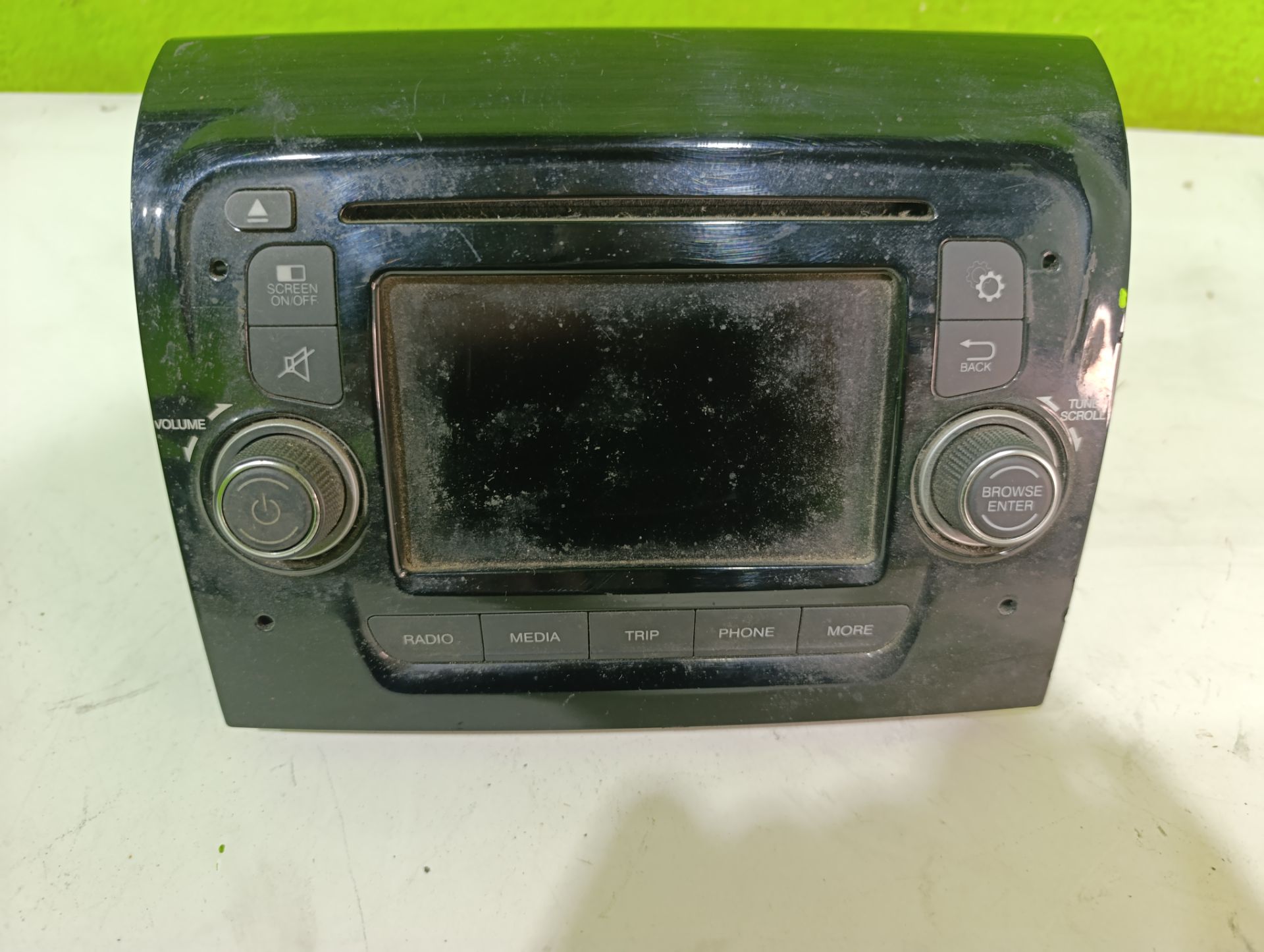 SISTEMA AUDIO / RADIO CD FIAT DUCATO CAJA CERRADA 35 TECHO ELEVADO (06.2006 =>) *