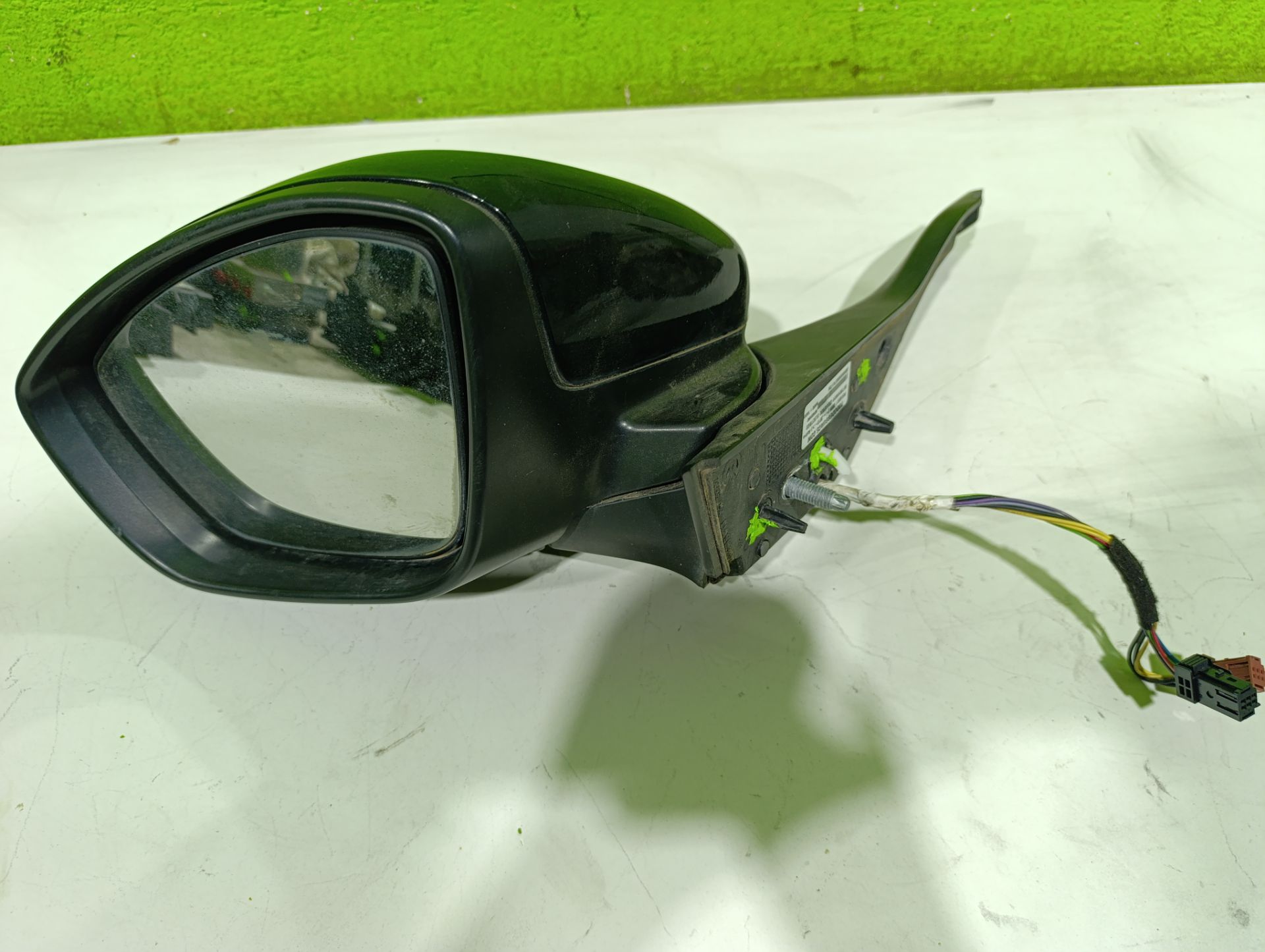 RETROVISOR IZQUIERDO ELECTRICO PEUGEOT 2008 (--.2013->) Active   |   03.13 - ...