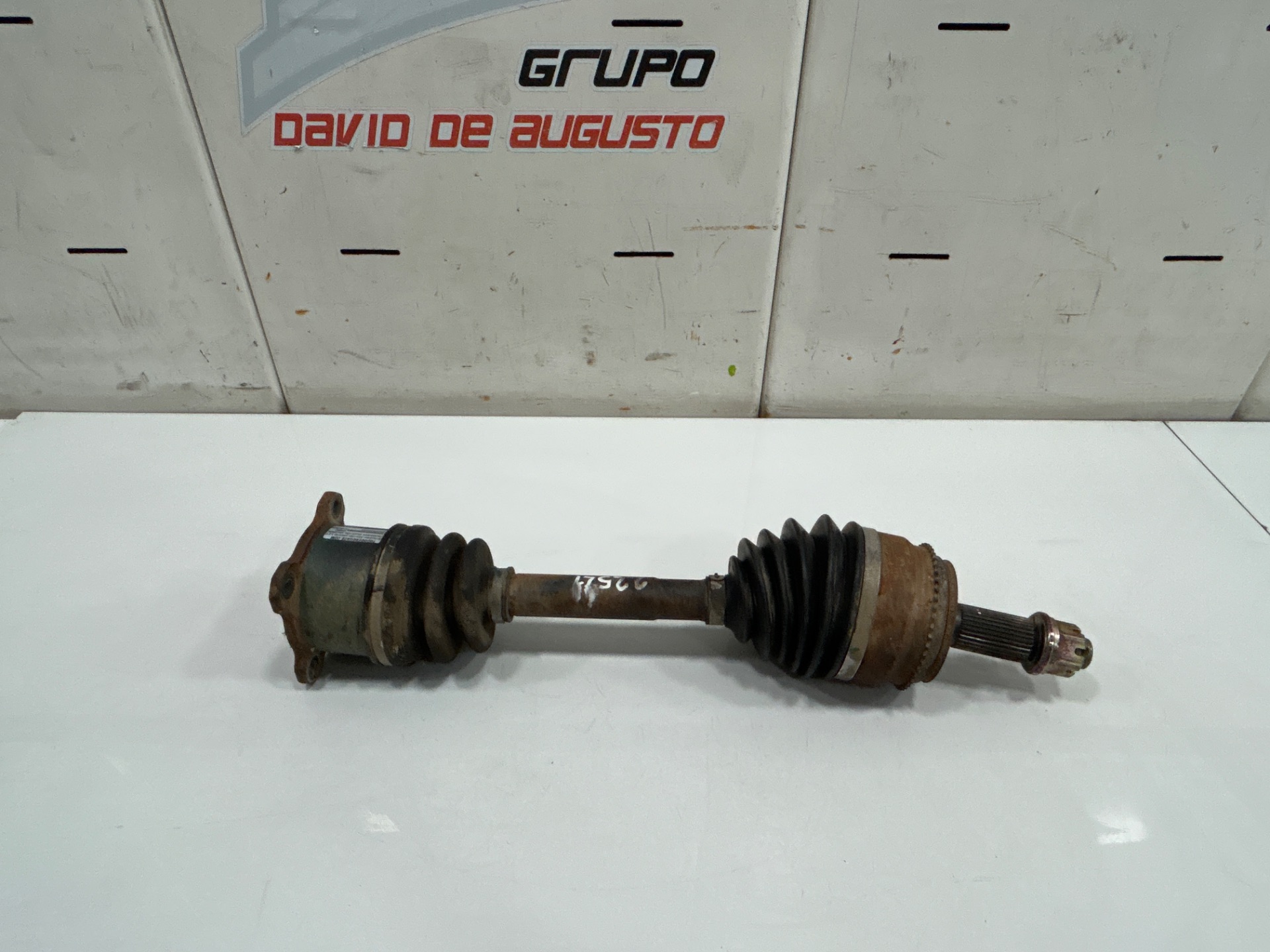 TRANSMISION DELANTERA IZQUIERDA MITSUBISHI MONTERO (V60/V70) 3.2 DI-D GLX Hunter (5-ptas.)   |   10.01 - ...