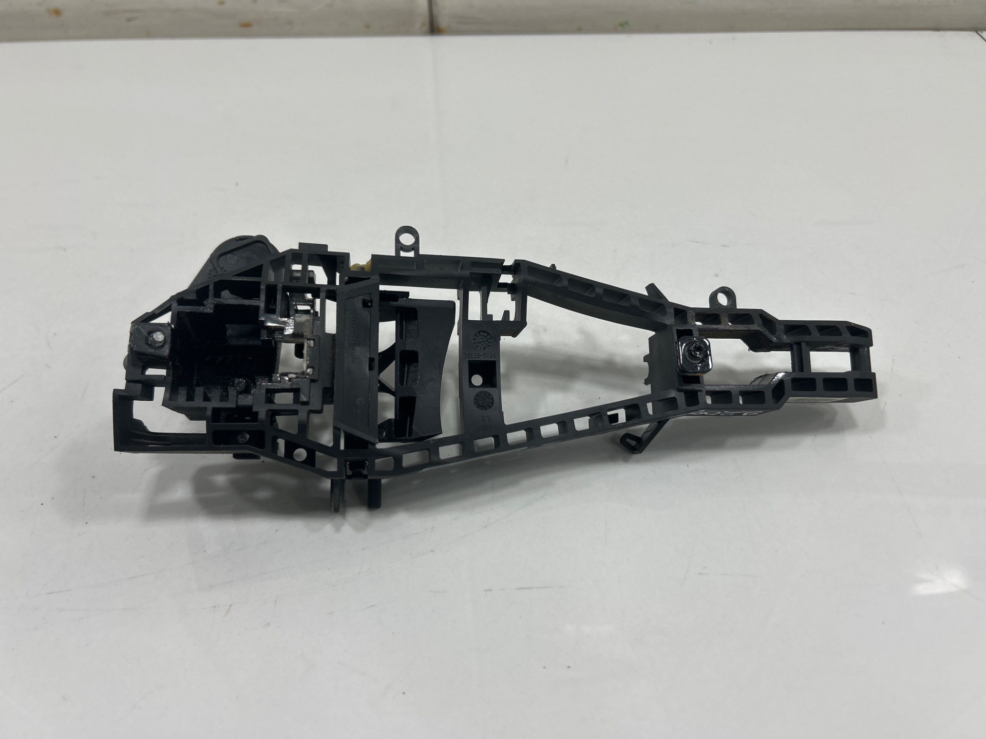 SOPORTE MANETA EXTERIOR DELANTERA IZQUIERDA BMW SERIE 3 GRAN TURISMO (F34) 318d   |   03.13 - 12.15
