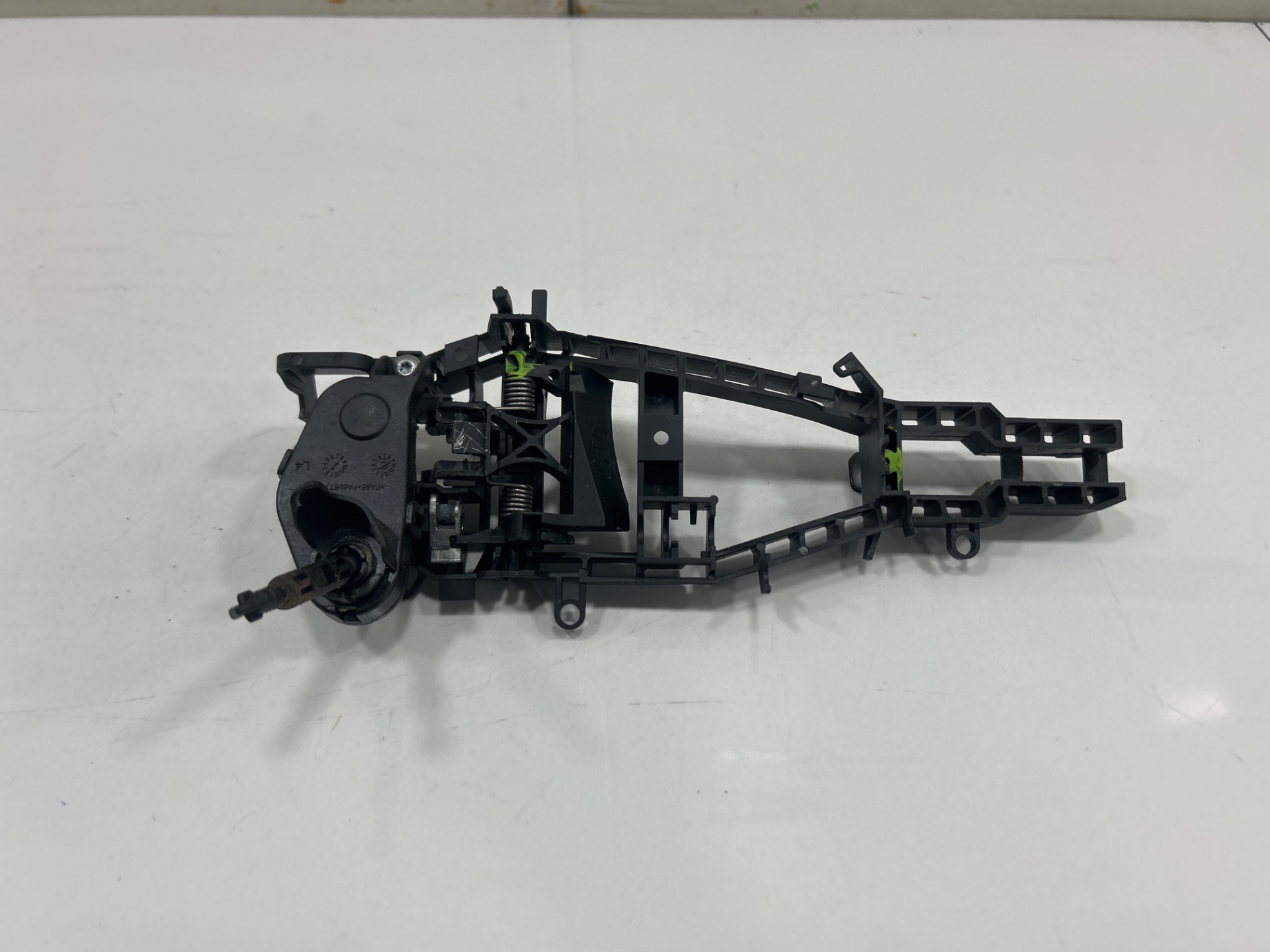SOPORTE MANETA EXTERIOR DELANTERA IZQUIERDA BMW SERIE 3 GRAN TURISMO (F34) 318d   |   03.13 - 12.15