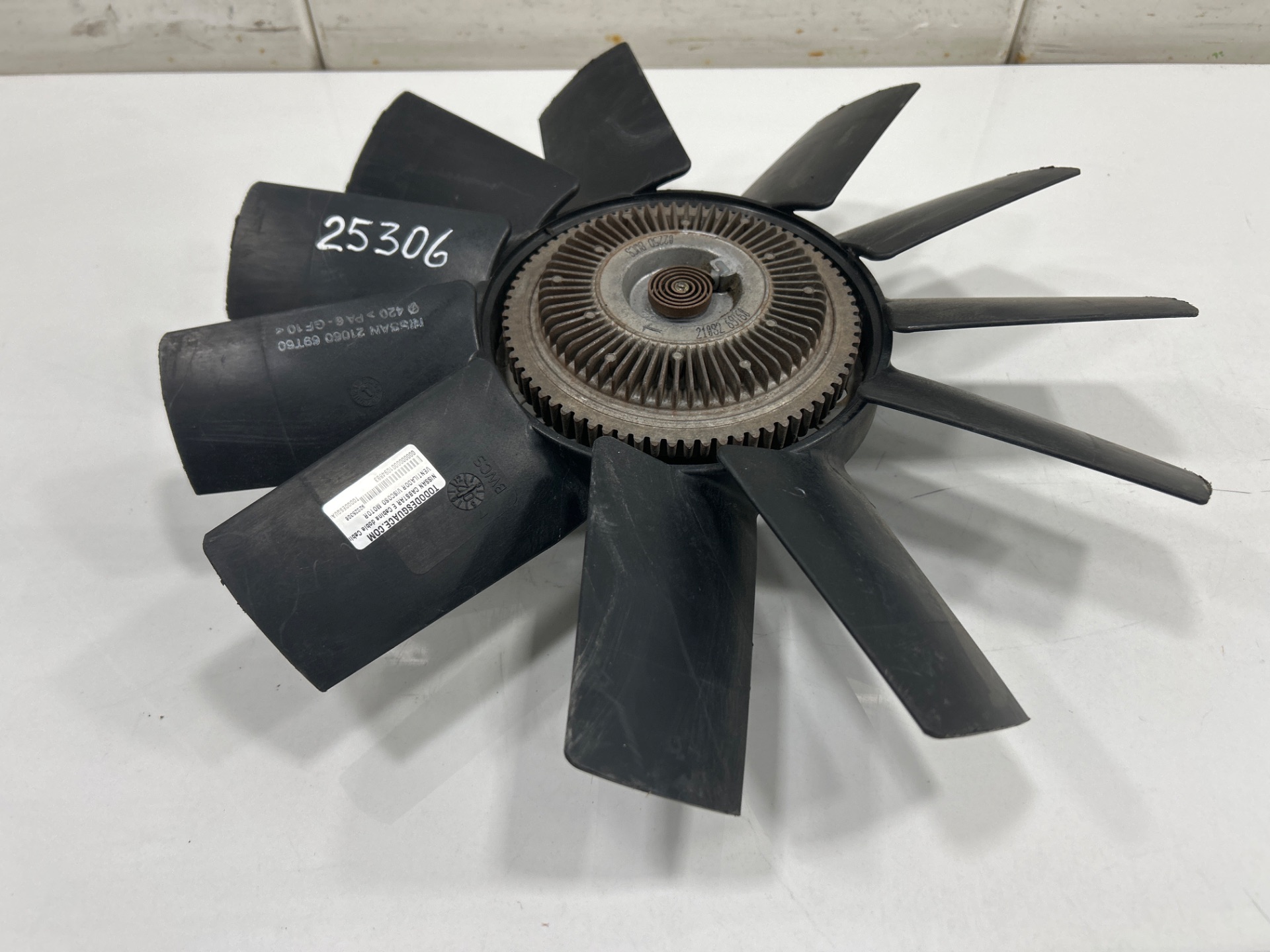 VENTILADOR VISCOSO MOTOR NISSAN CABSTAR E Cabina doble Cabina doble