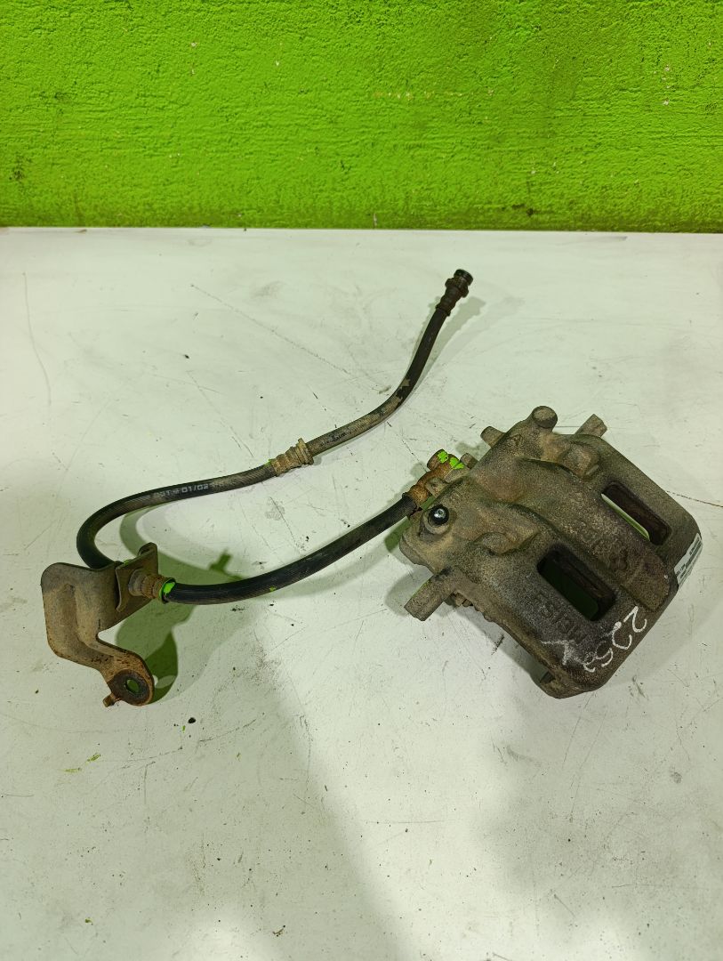 PINZA DE FRENO DELANTERA IZQUIERDA MITSUBISHI MONTERO (V60/V70) 3.2 DI-D GLX Hunter (5-ptas.)   |   10.01 - ...
