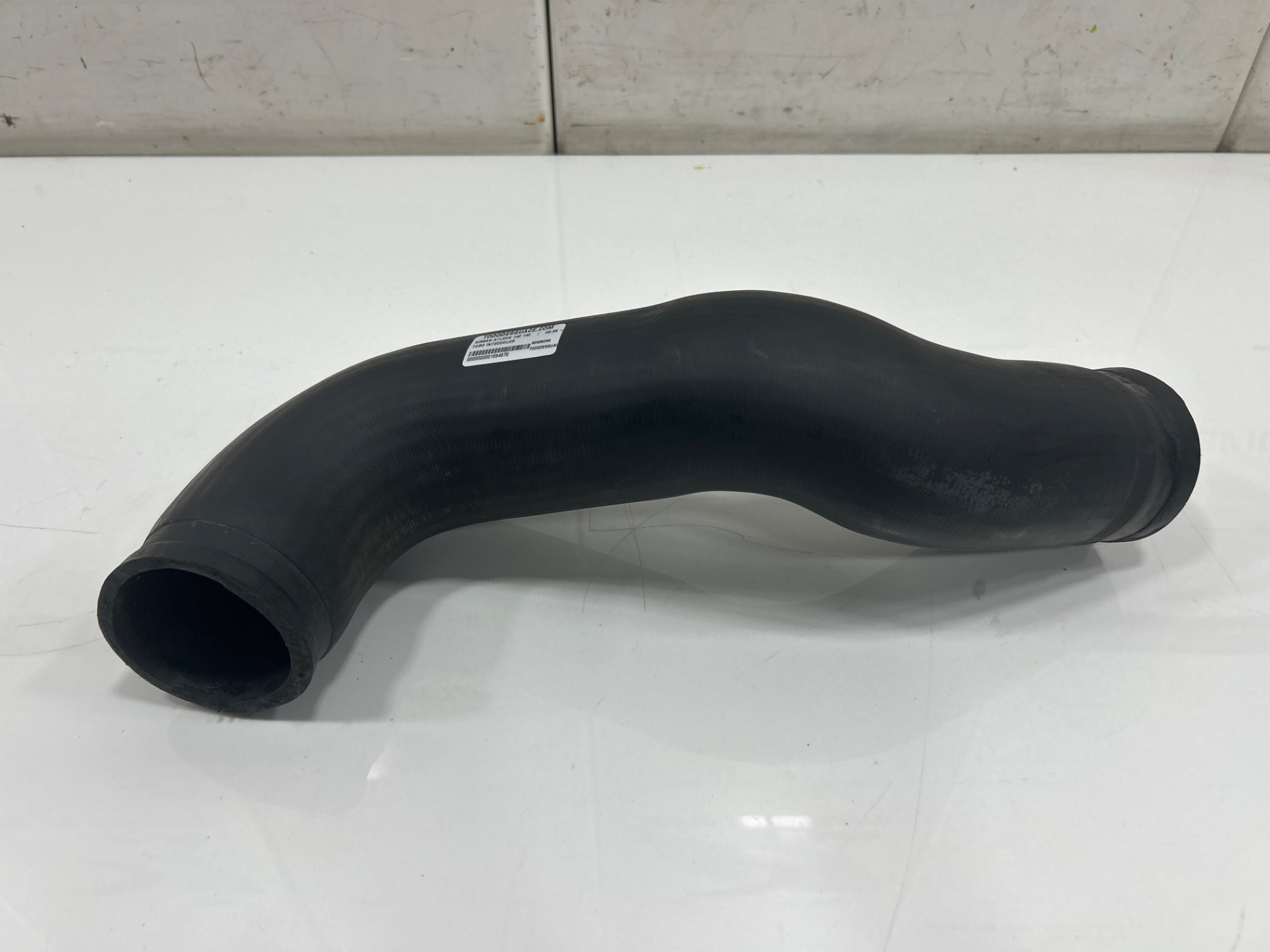 TUBO INTECOOLER NISSAN ATLEON 140 140