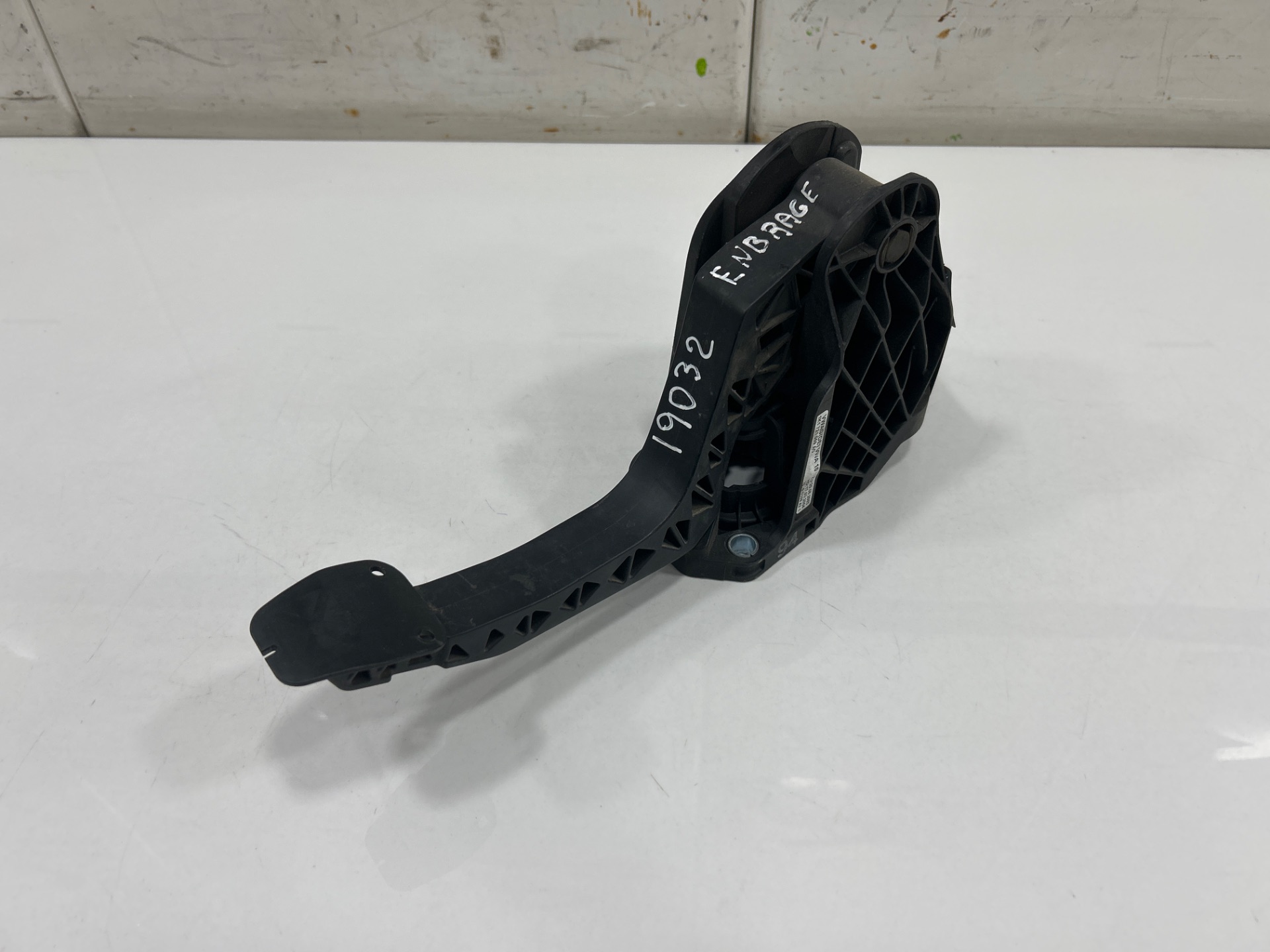 PEDAL EMBRAGUE foto 3