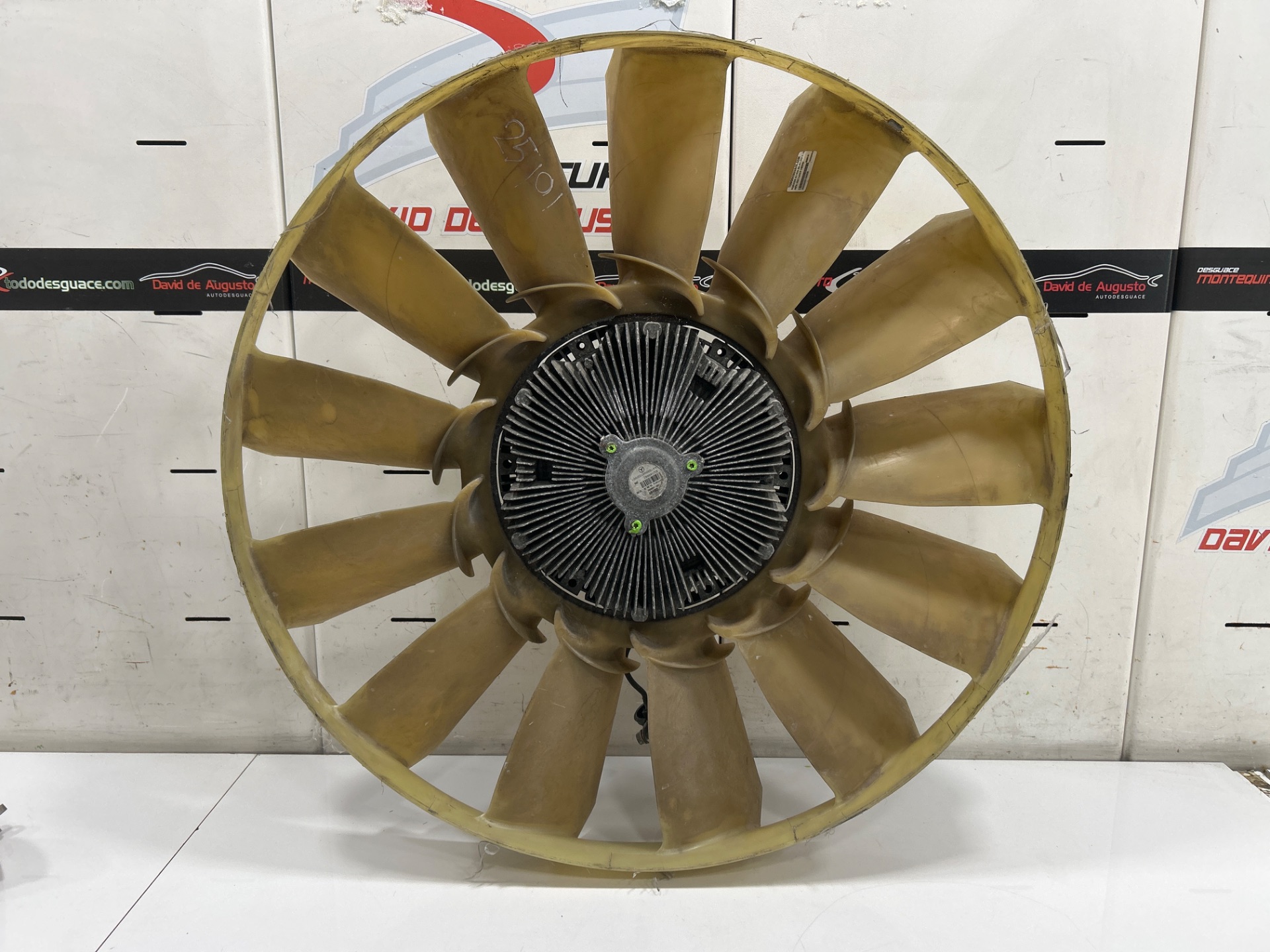 ASPA VENTILADOR VISCOSO MERCEDES-BENZ ACTROS BM 963.XXX 3-ACHSER 25XX 6x2 SZM L BigSpace