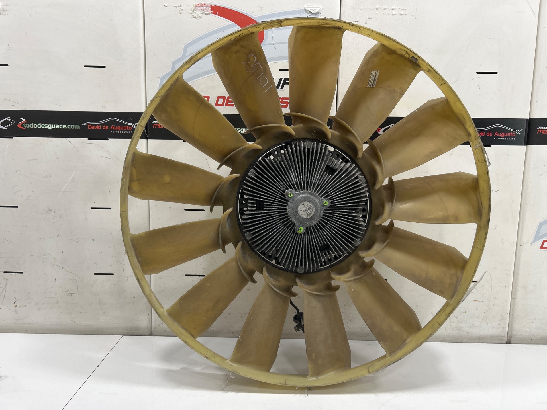 ASPA VENTILADOR VISCOSO MERCEDES-BENZ ACTROS BM 963.XXX 3-ACHSER 25XX 6x2 SZM L BigSpace