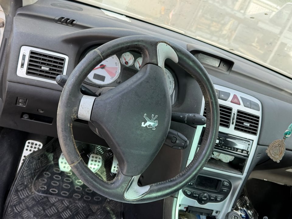 PEUGEOT 307 CC (S1) 2.0 Motor 2,0 Ltr. - 100 kW 16V CAT
