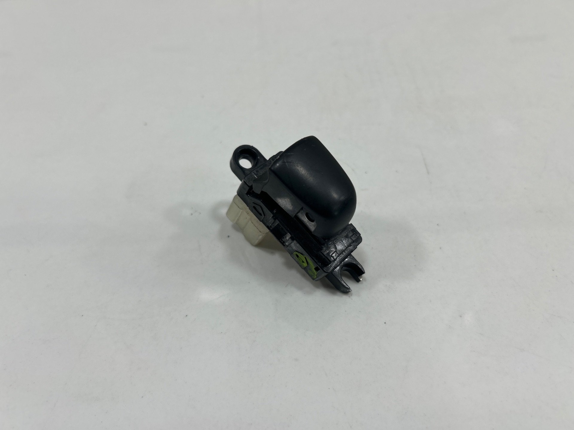 MANDO ELEVALUNAS TRASERO DERECHO NISSAN QASHQAI (J11) Acenta   |   12.13 - 12.18