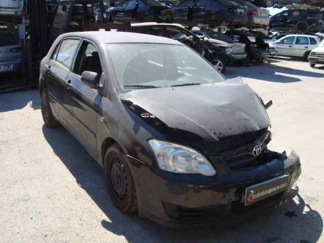 TOYOTA COROLLA (E12) 2.0 D-4D Linea Luna Berlina Motor 2,0 Ltr. - 85 kW D-CAT