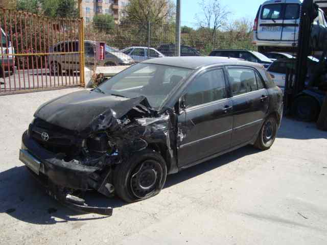 TOYOTA COROLLA (E12) 2.0 D-4D Linea Luna Berlina Motor 2,0 Ltr. - 85 kW D-CAT