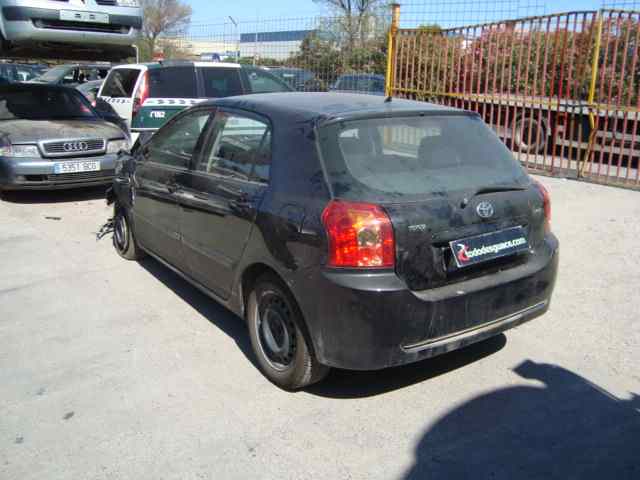 TOYOTA COROLLA (E12) 2.0 D-4D Linea Luna Berlina Motor 2,0 Ltr. - 85 kW D-CAT