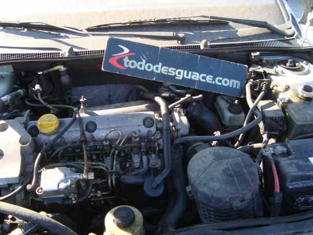 RENAULT LAGUNA (B56) 1.9 dTi Carminat (A) Motor 1,9 Ltr. - 72 kW dTi Diesel CAT