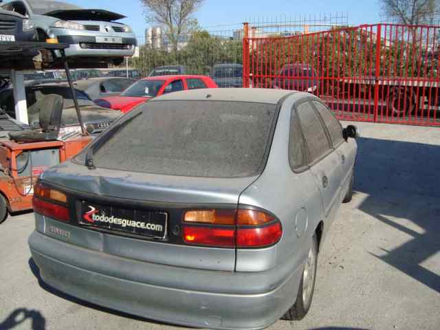 RENAULT LAGUNA (B56) 1.9 dTi Carminat (A) Motor 1,9 Ltr. - 72 kW dTi Diesel CAT