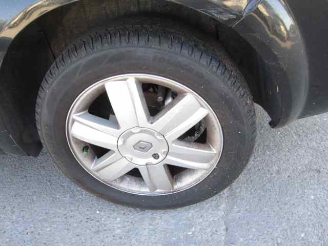 RENAULT MEGANE II CLASSIC BERLINA Confort Authentique Motor 1,6 Ltr. - 83 kW 16V