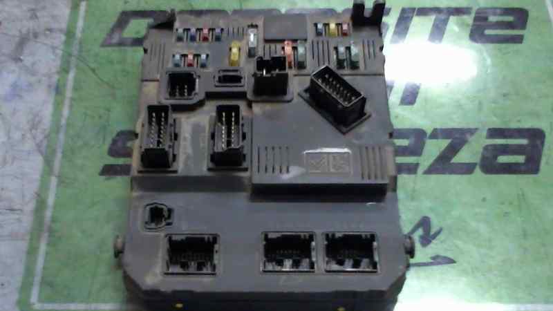 CAJA RELES / FUSIBLES PEUGEOT PARTNER 1.9 D (69 CV) 5 velocidades