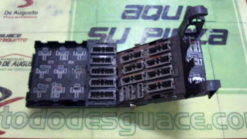CAJA RELES / FUSIBLES PEUGEOT 605 2.0